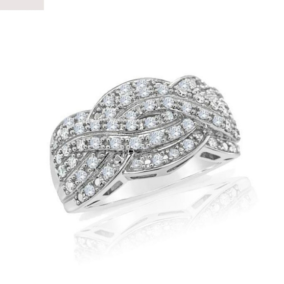 ❌SOLD❌ 1/2CT DIAMOND RING💍 - Picture 2 of 10